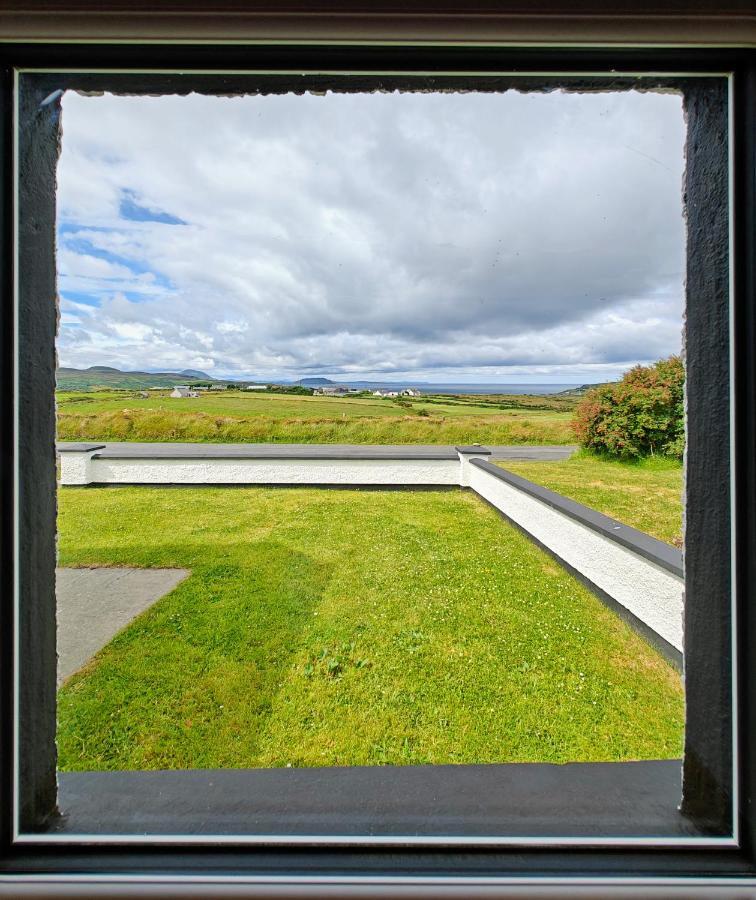 Teach Roisin-Traditional Irish Holiday Cottage In Malin Head. Exterior foto