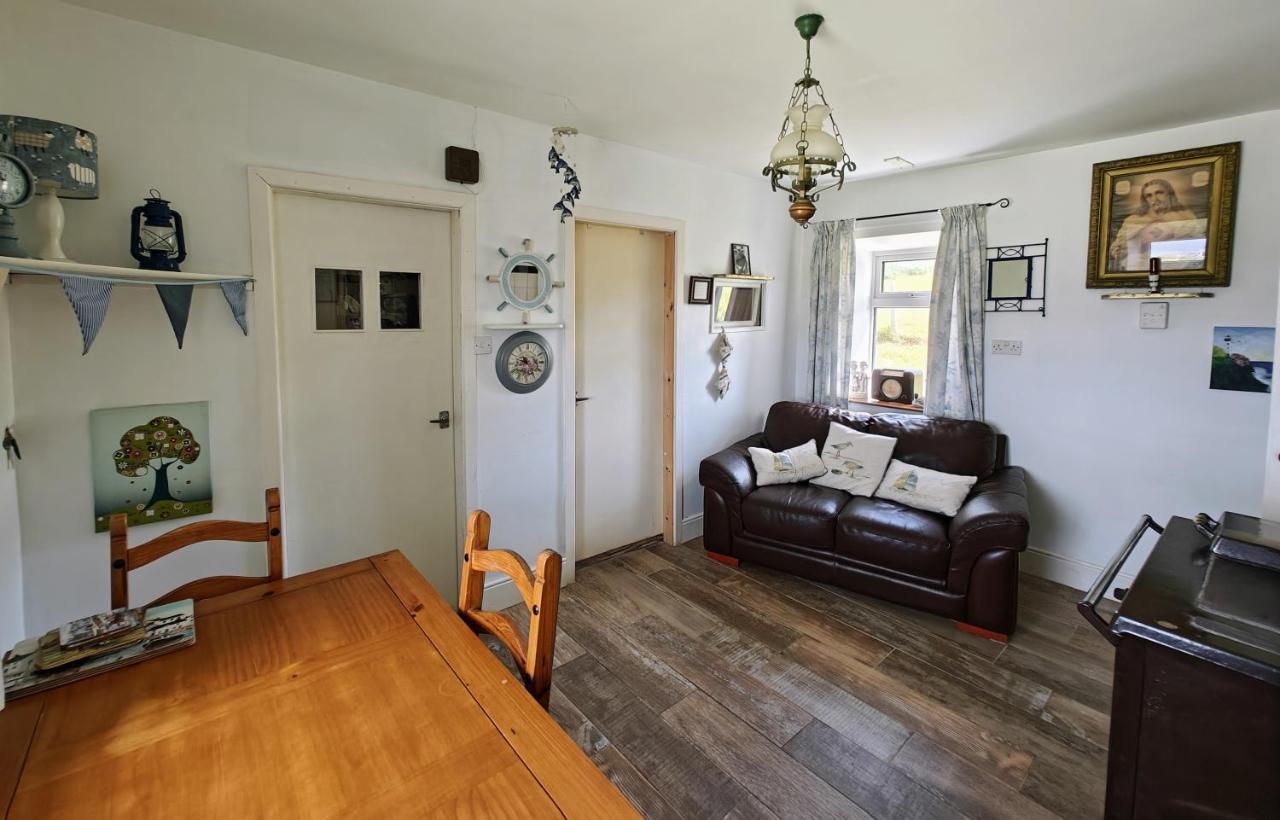 Teach Roisin-Traditional Irish Holiday Cottage In Malin Head. Exterior foto