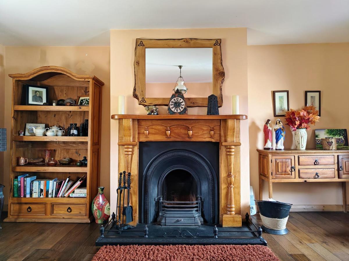 Teach Roisin-Traditional Irish Holiday Cottage In Malin Head. Exterior foto